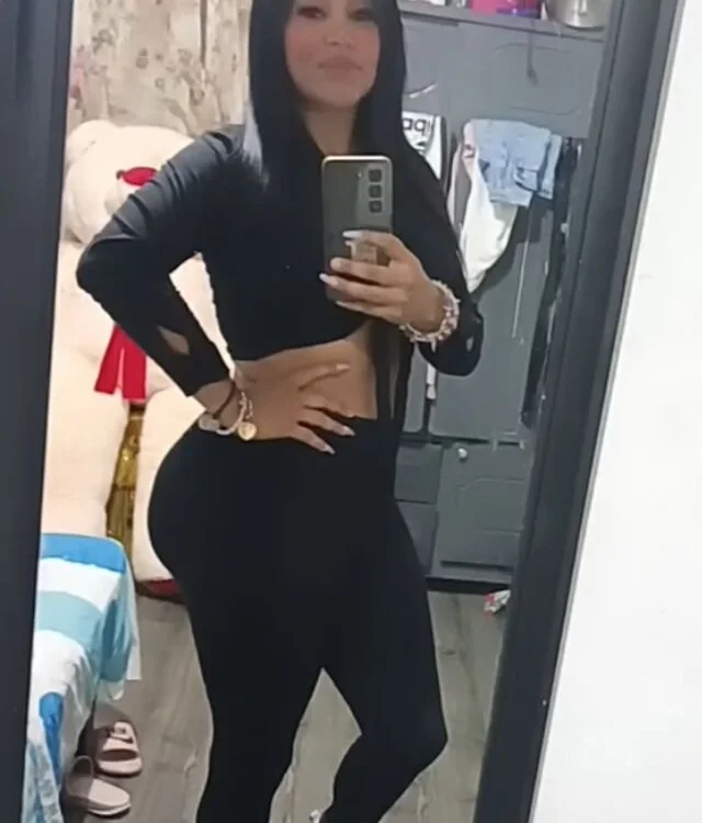 thickebonyasss Offline XXX Chat