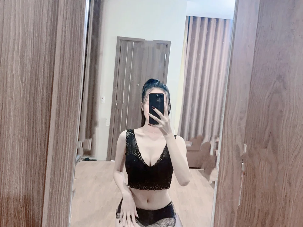 -Hodiqua- Chat XXX Ngoại tuyến