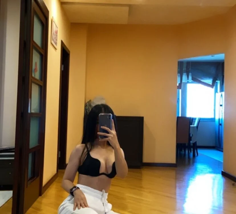 asian_candy4u's Offline XXX Chat