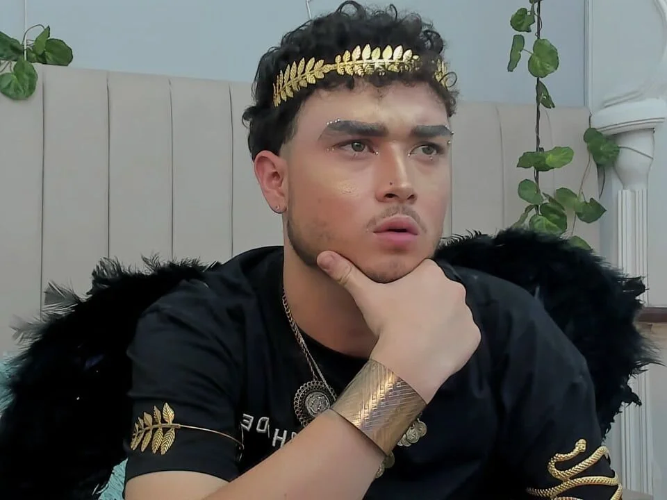 Salvattore_Muller: офлайн-секс-чат