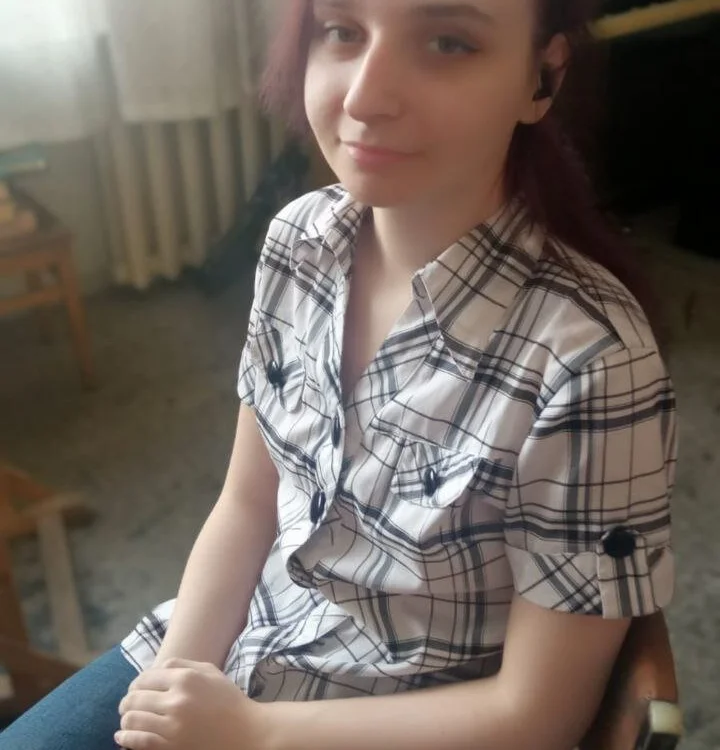 Clara_Neumann's Offline Chat Room