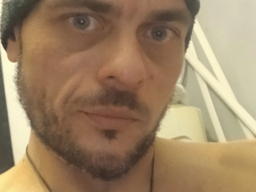 Matteomfr's Offline Chat Room