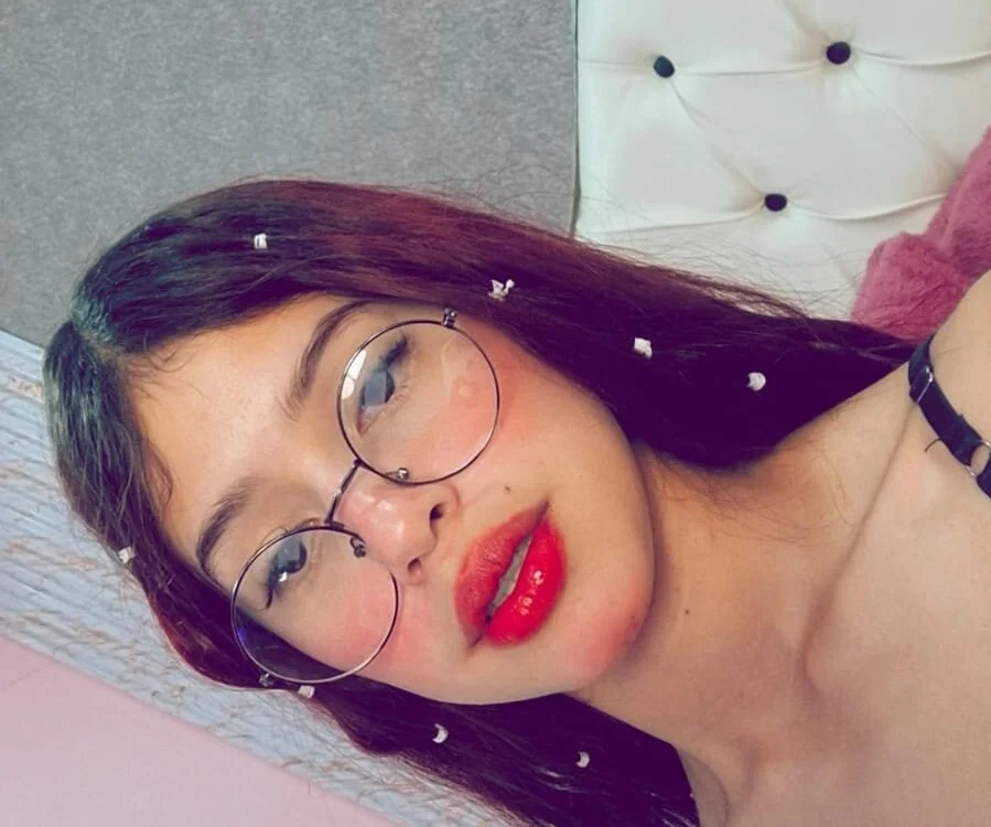 Rosse_Sato's Offline XXX Chat