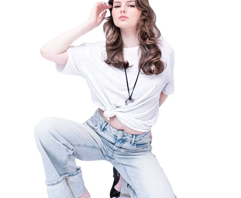 AlonaBackers' Offline Chat Room
