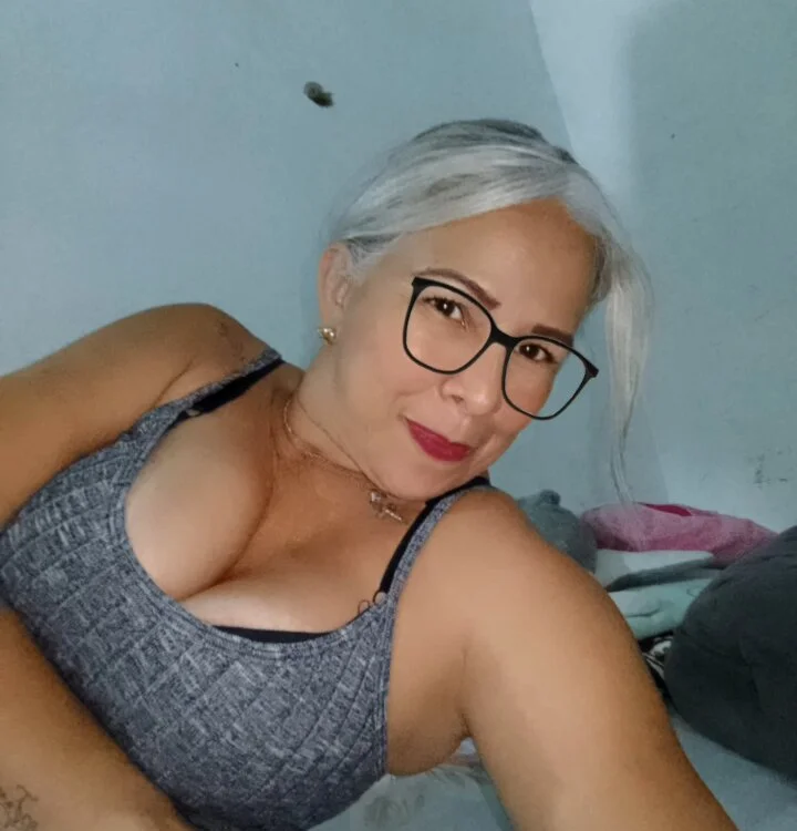 chanelsexx offline XXX-chatje