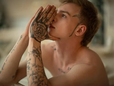 callmealexthx profile