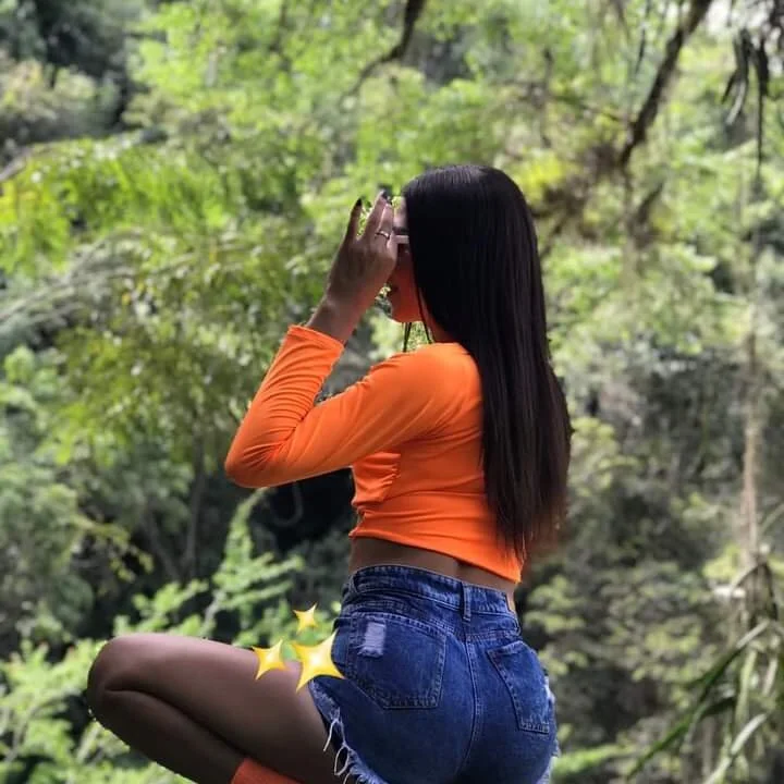 chloe_evanx_'s Offline XXX Chat