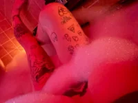 SpritzigerTyp123's Offline XXX Chat