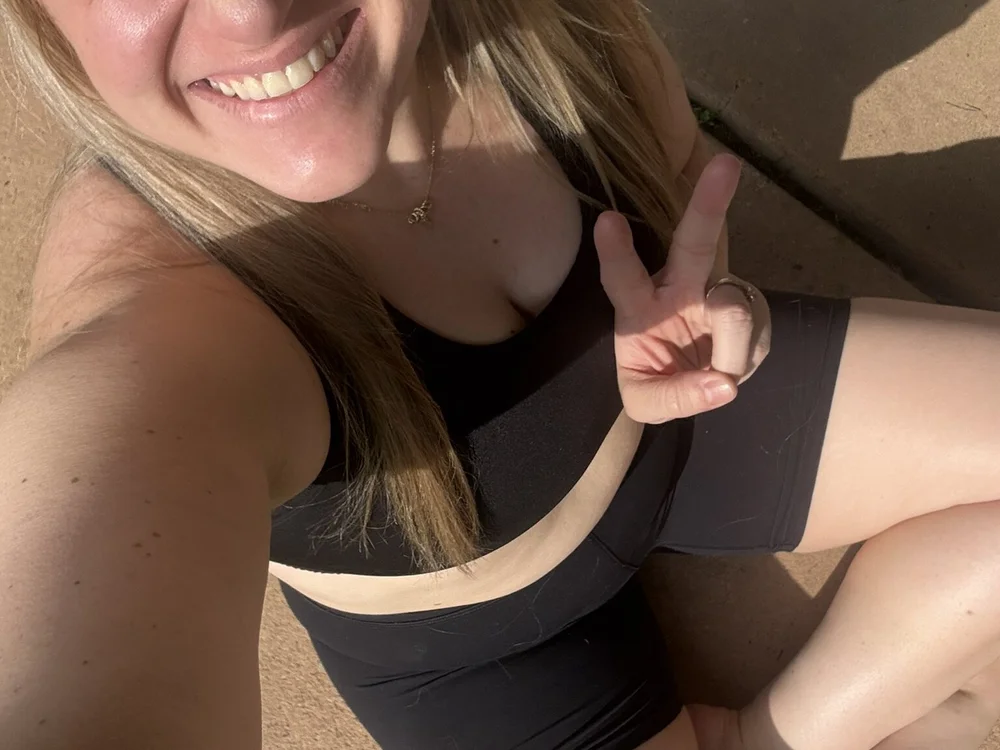 DearKittenX Adlı Modelin Çevrimdışı Sohbet Odası