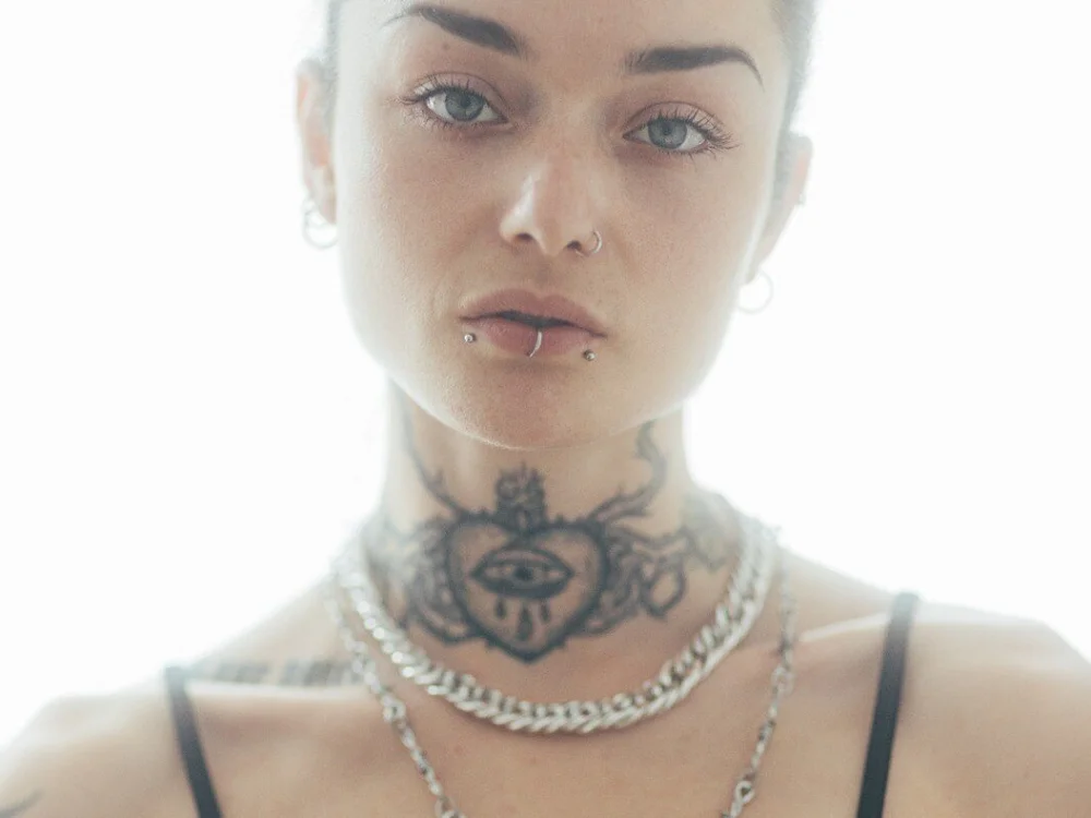 snowdeville's Offline Chat Room