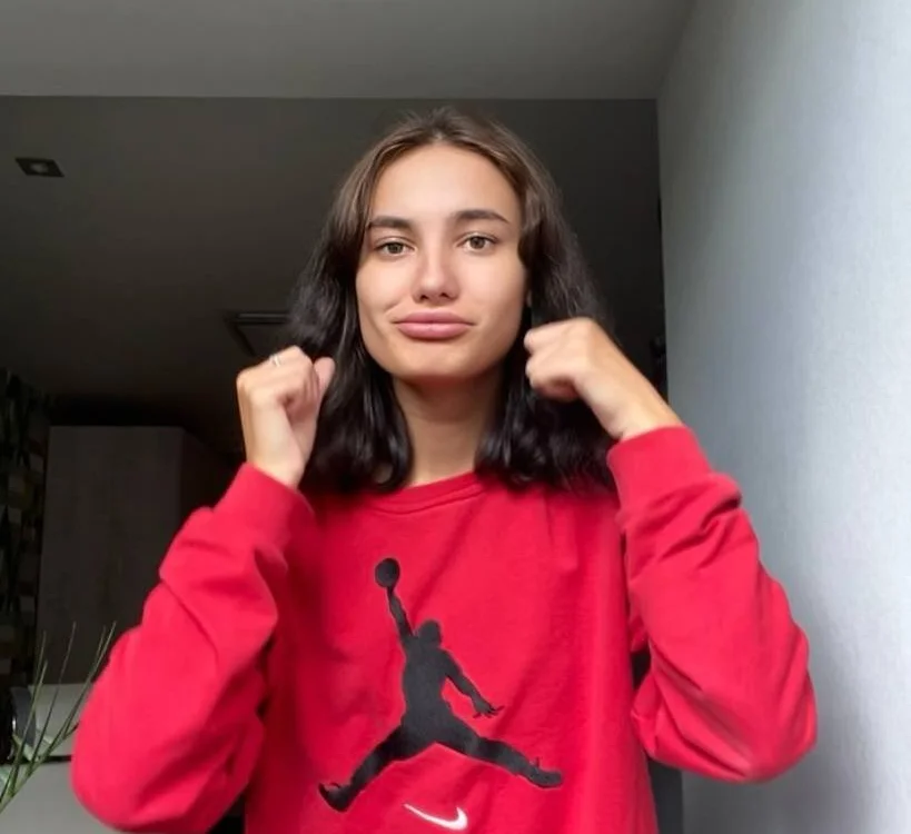 EricaRogers' Offline Chat Room