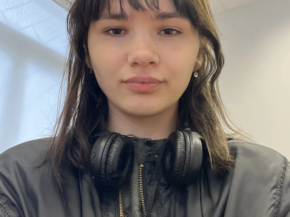 Clara_Storms offline chatrum