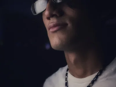 GKeJaviw - Boy 