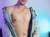 nicolatinboy's webcam live show