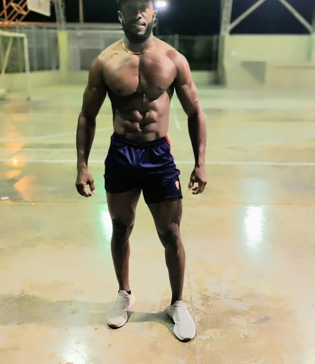 DaleHamilton 离线XXX聊天