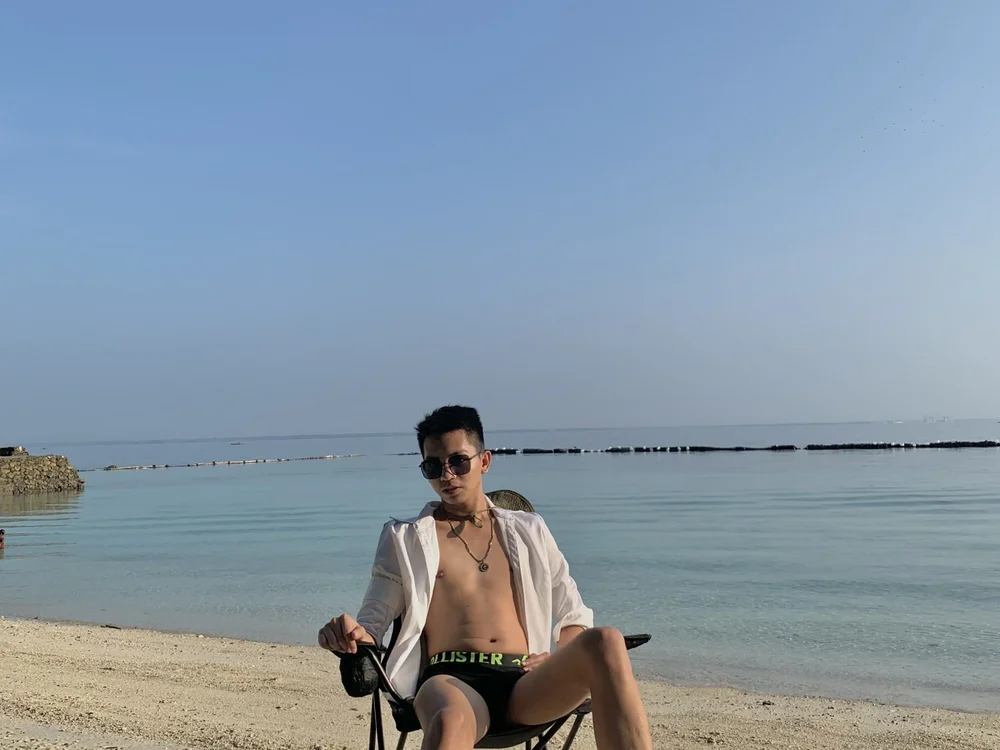 SexProfessor69_ offline chatrum