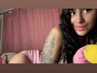 Maddyhoward_'s Offline Chat Room