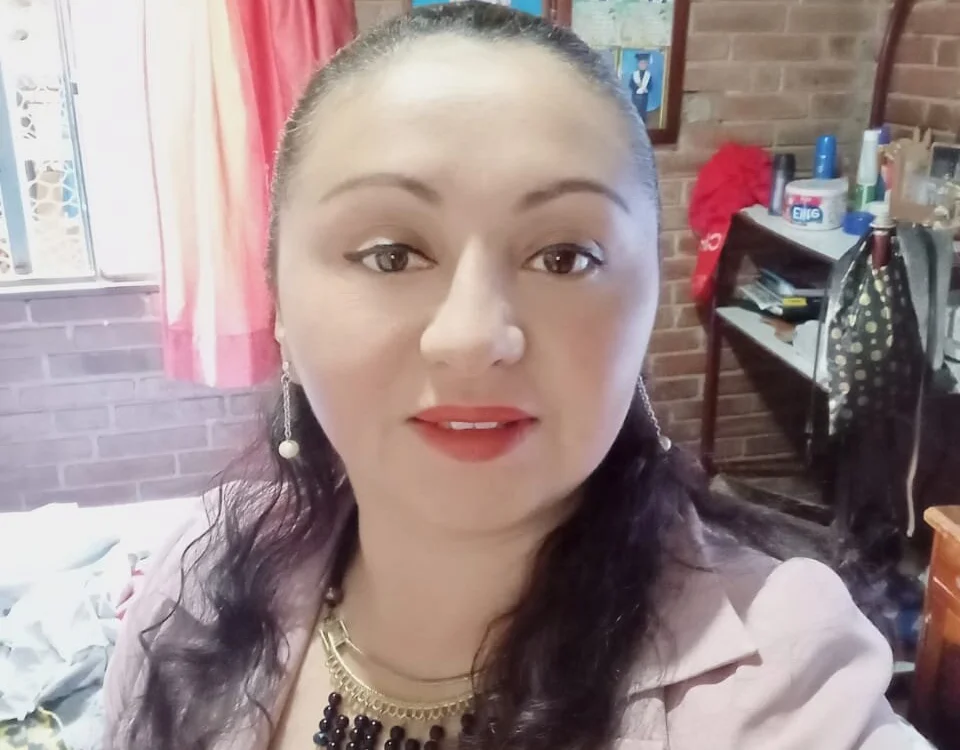 ada_jhones offline chatrum
