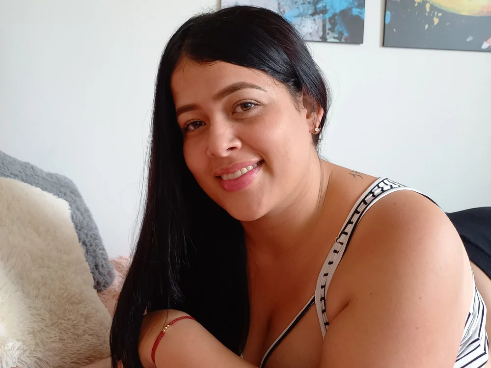 Danik_Rodriguez's Offline Chat Room
