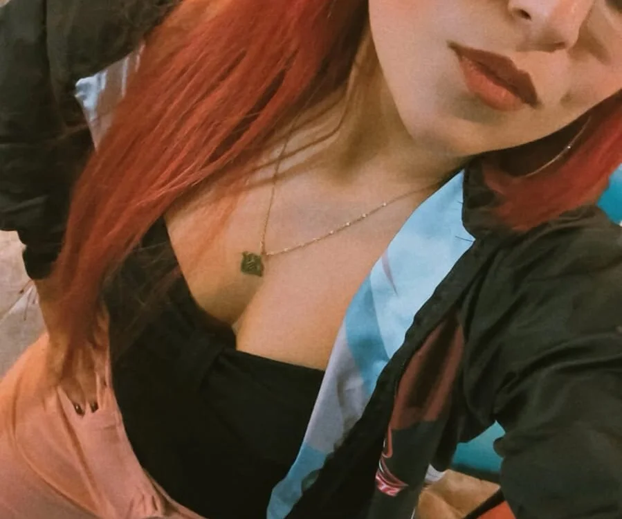 anya_pink's Offline XXX Chat