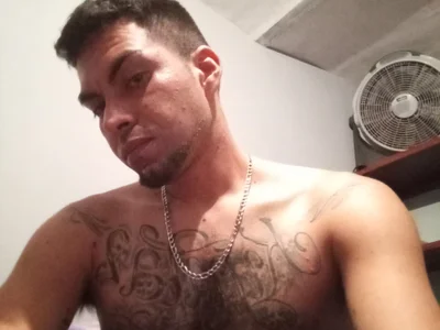 X4jonkaz47l - Boy 