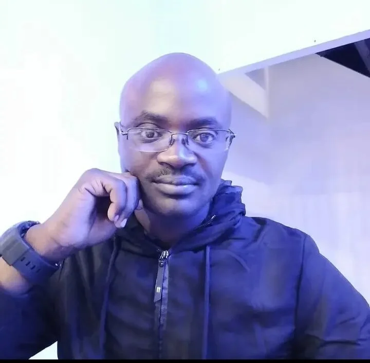 Tullza1's Offline Chat Room