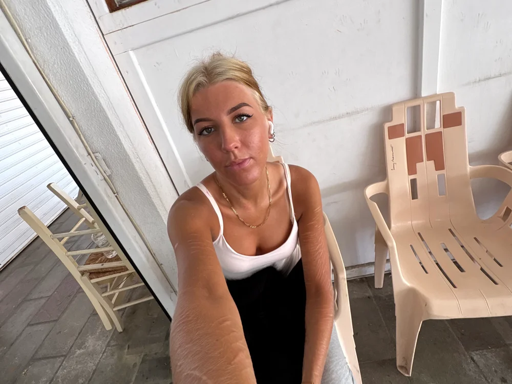 Nastygirl03 Offline XXX Chat
