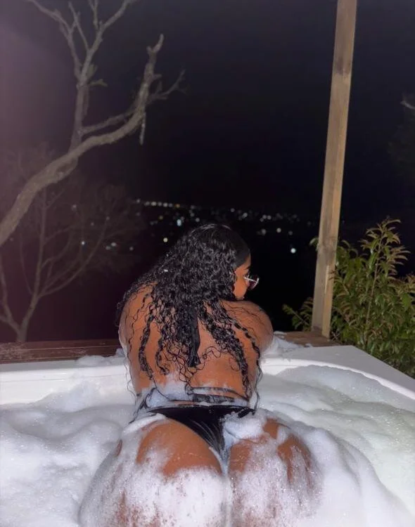 NaomiiHill Live XXX Chat