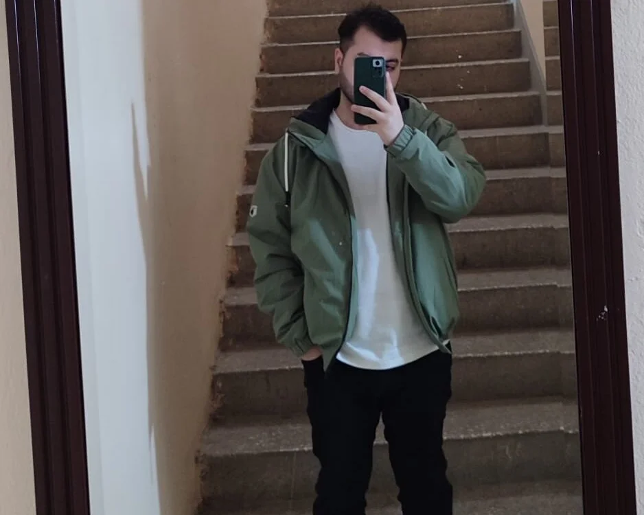 modelboy01 离线XXX聊天