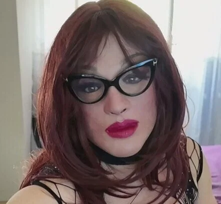 Giusycd: συνομιλία ΧΧΧ εκτός σύνδεσης