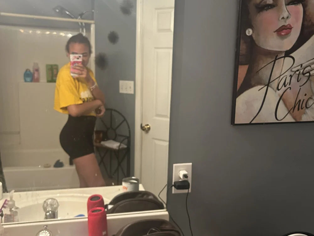 69CumCouple's Offline Chat Room