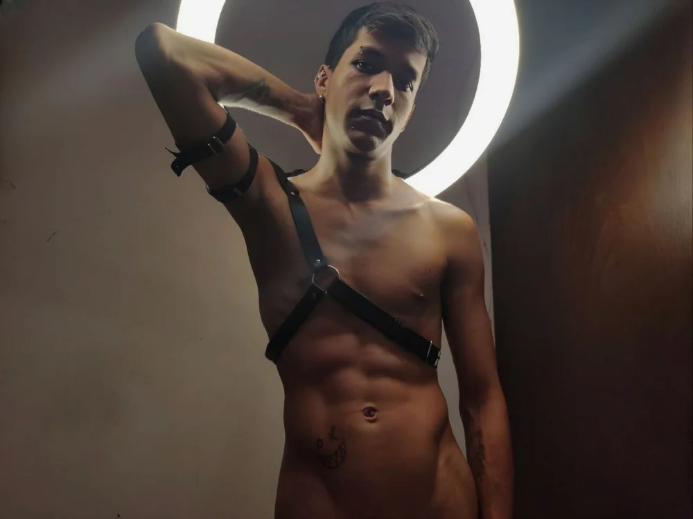 ห้องแชทออฟไลน์ของ Robert_Miller21