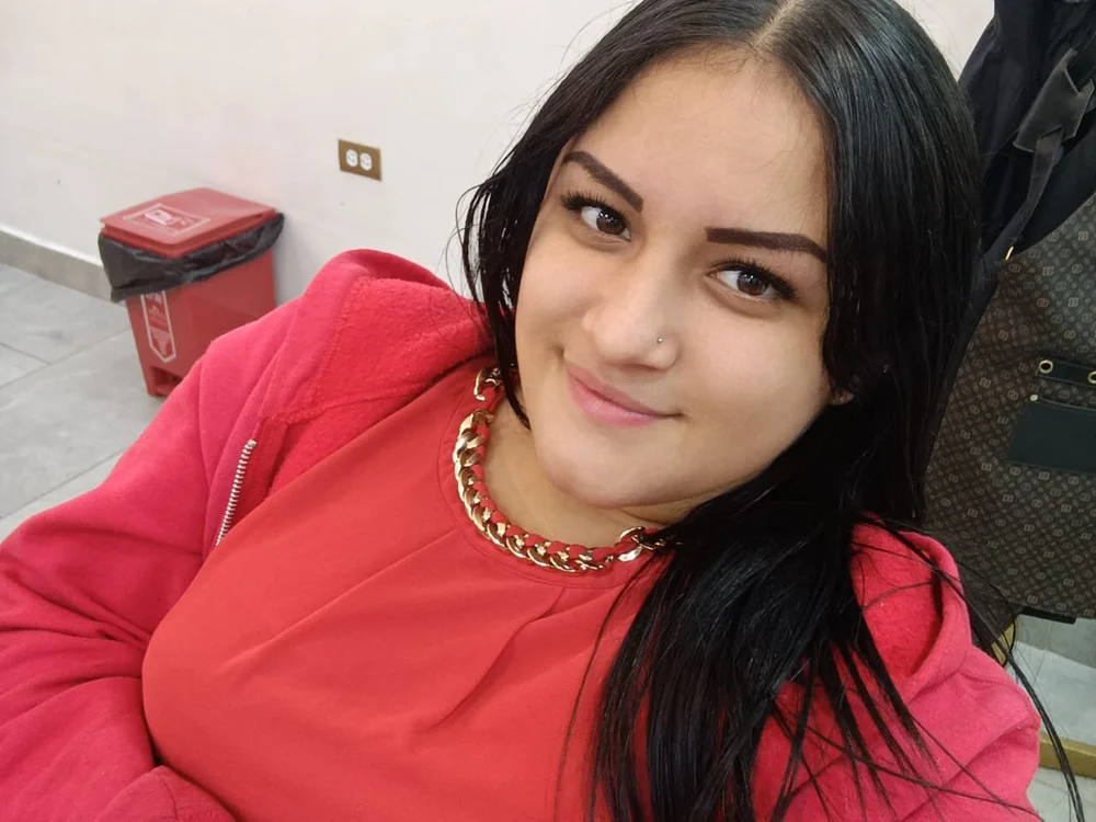Cristalx69's Offline XXX Chat