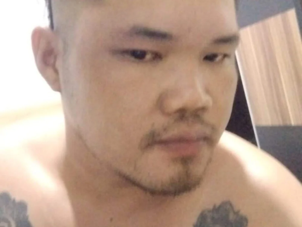 jhon8988@xh's Offline Chat Room