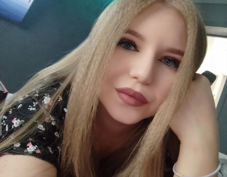 Sun_Aisha's Offline Chat Room