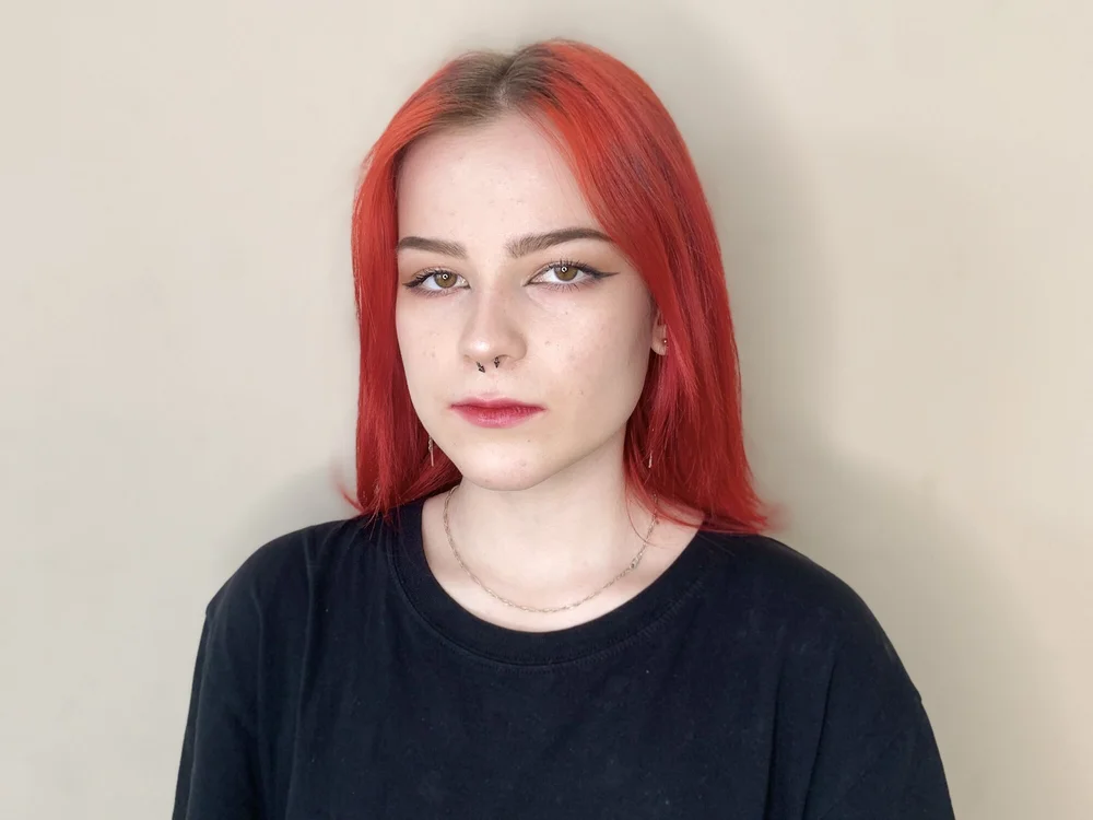 AsmiFord's Offline Chat Room