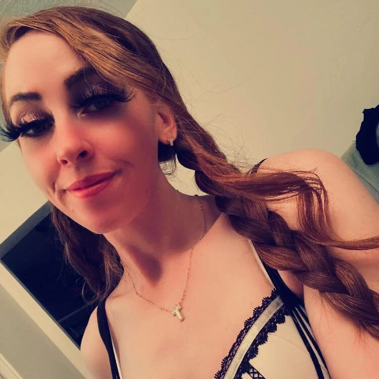 IAmAveryKnights' Offline Chat Room