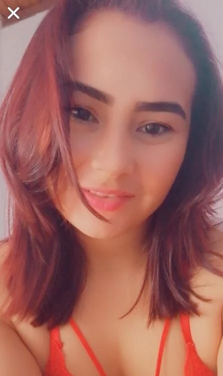 Brittany_smith's Offline Chat Room