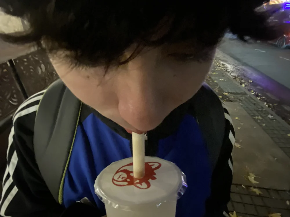 Estebxxn_n's Offline XXX Chat