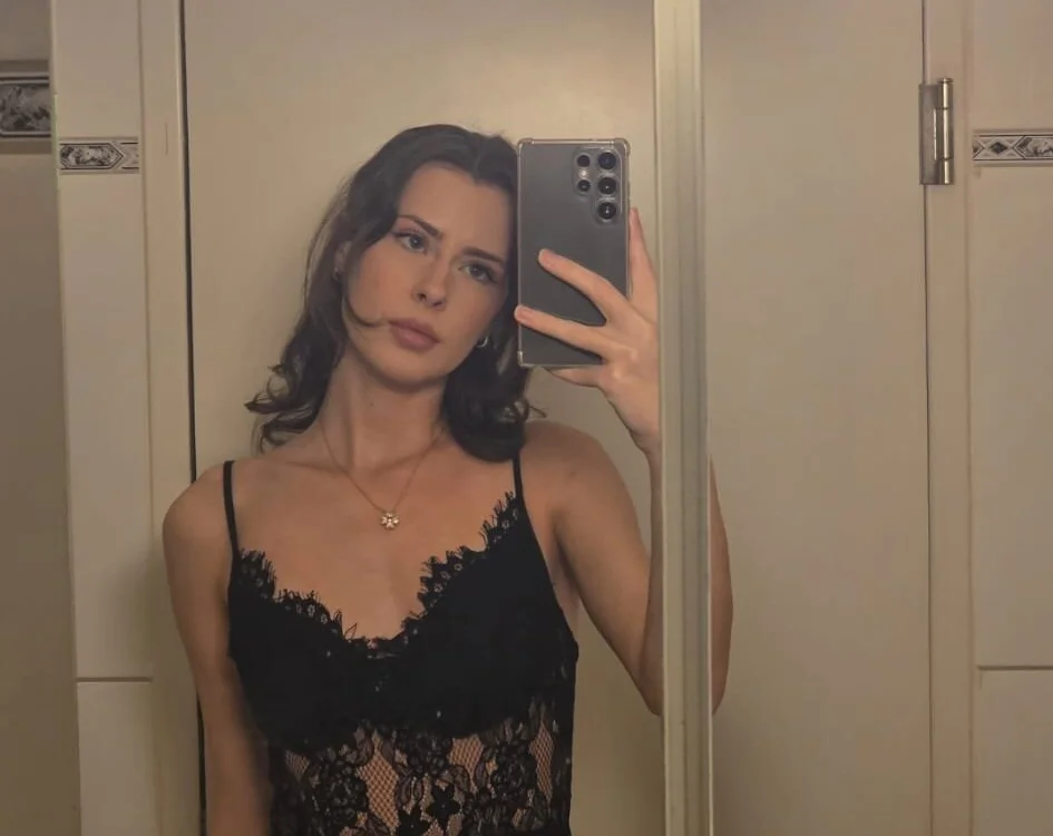 Offline XXX chat AmberBloomX