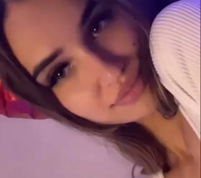 Jess1ca_Rabb1t 离线XXX聊天