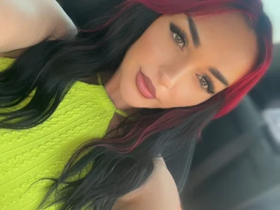 MeganFoxiyyy on StripChat