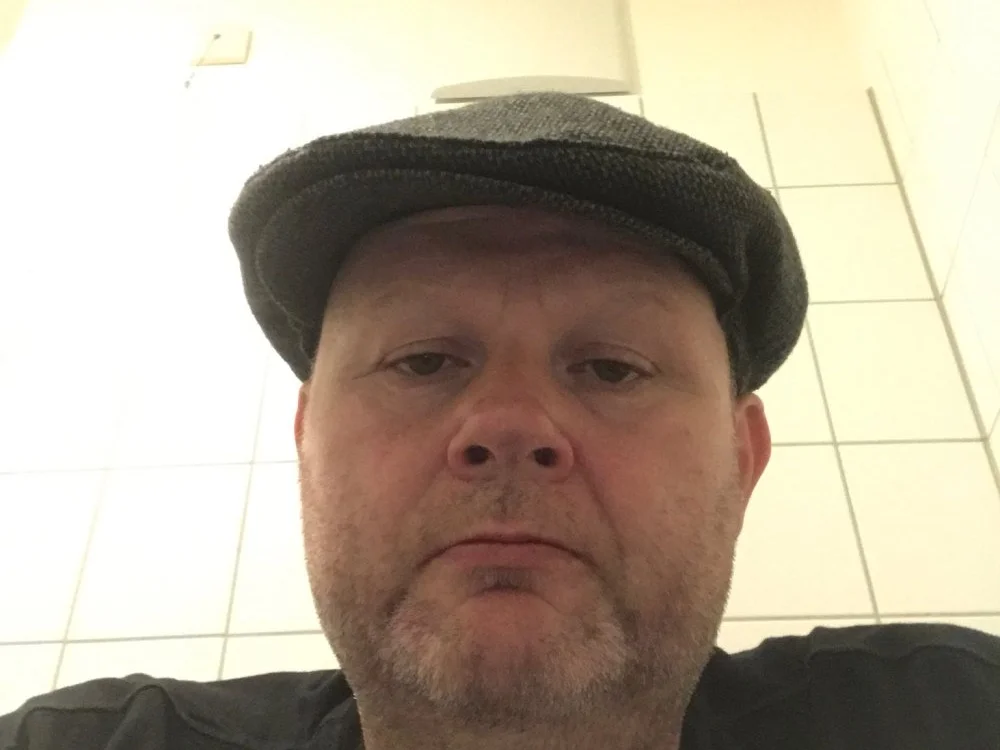 Vandrino Adlı Modelin Çevrimdışı XXX Sohbeti