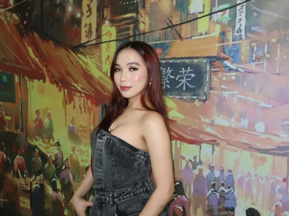 Ashly_Anderson's Offline XXX Chat