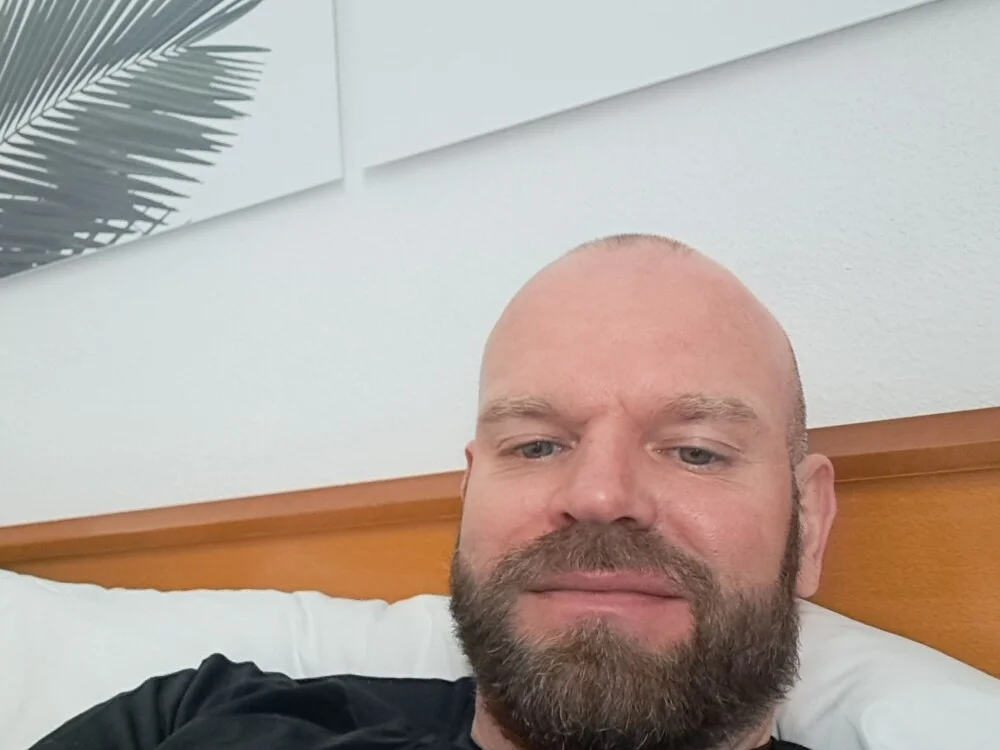 Bavarian_1978 Offline XXX-Chat