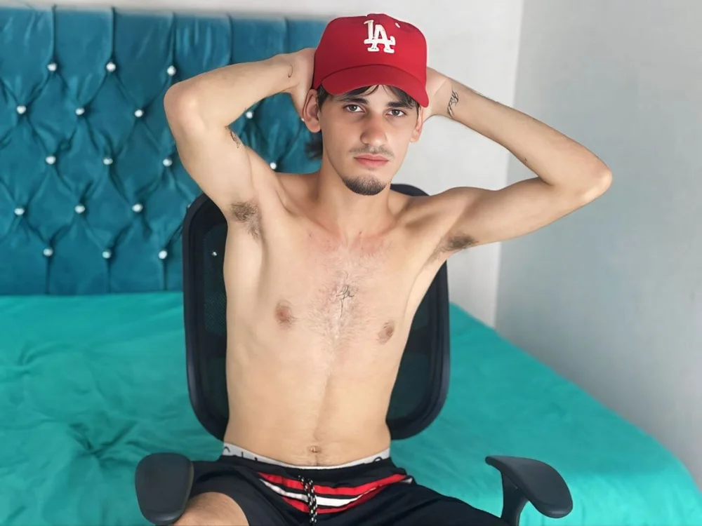 CheatingVoys' Offline Chat Room