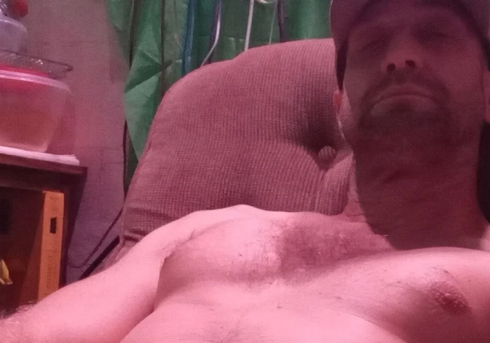 PeterHanglin Chat XXX offline