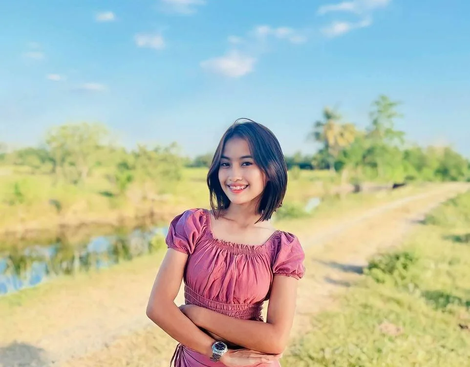 KathrynCarchi cam model