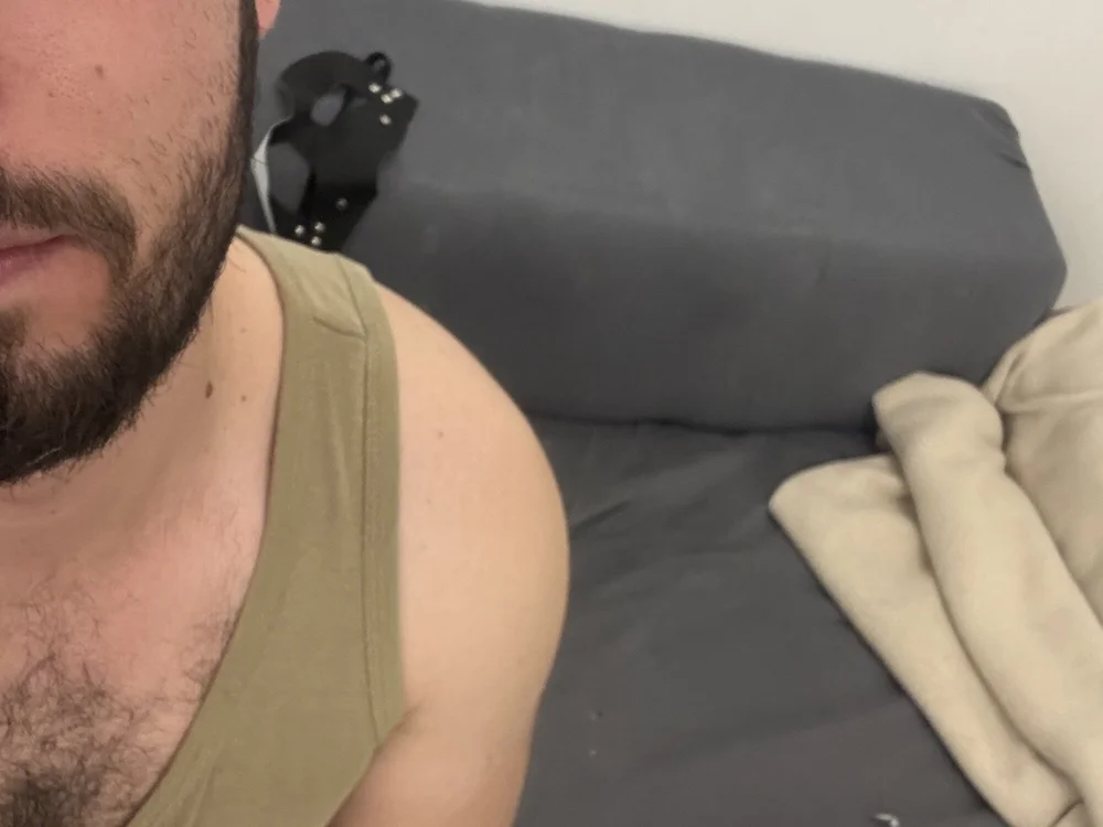 Jamestryo's Offline Chat Room
