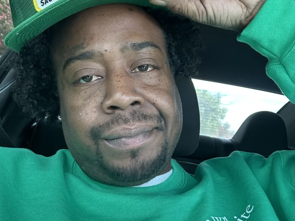 Mikelarry650 offline XXX-chat